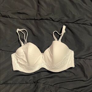 Victoria's Secret White Lace Bra